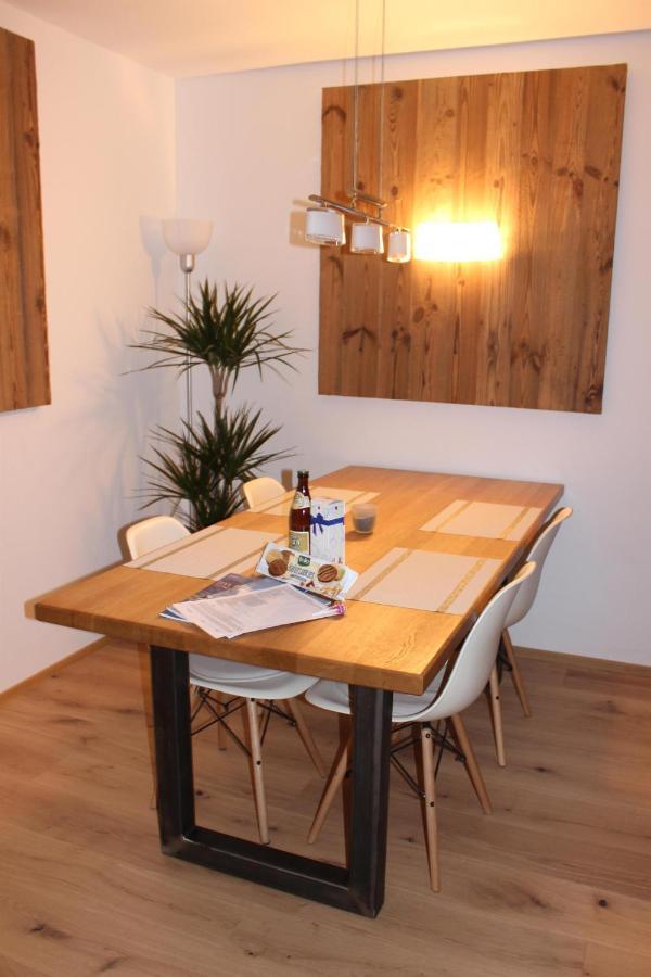 Isartaler Hoamat Haus Apartment Mittenwald Bagian luar foto